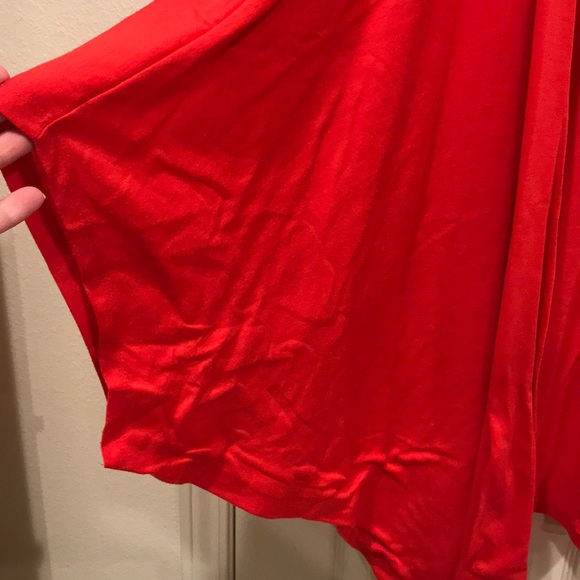 Avenue Fly Away Kimono - Picture 3 of 5